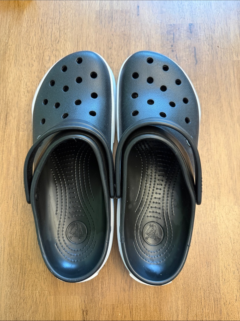 Brand New Crocs Bayaband Sport Clogs (Black/White)